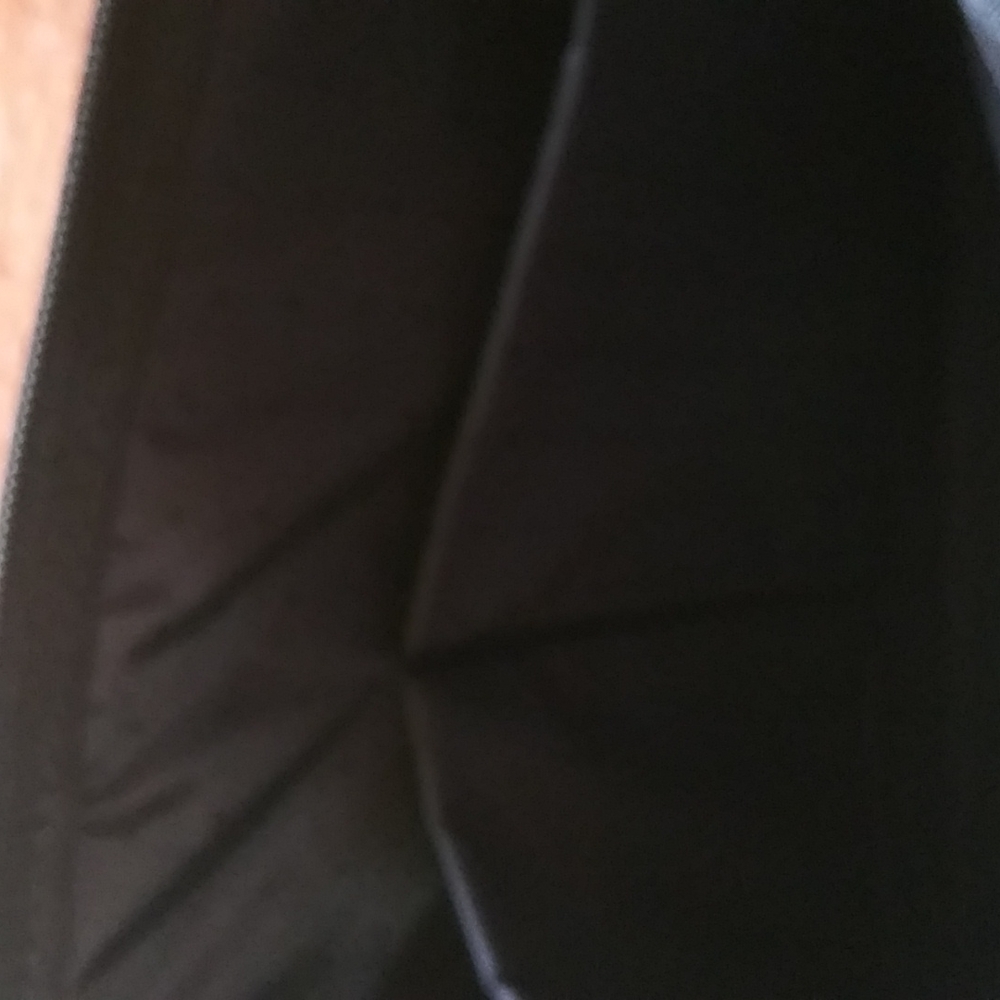 Incase laptop black case. - Picture 5 of 11